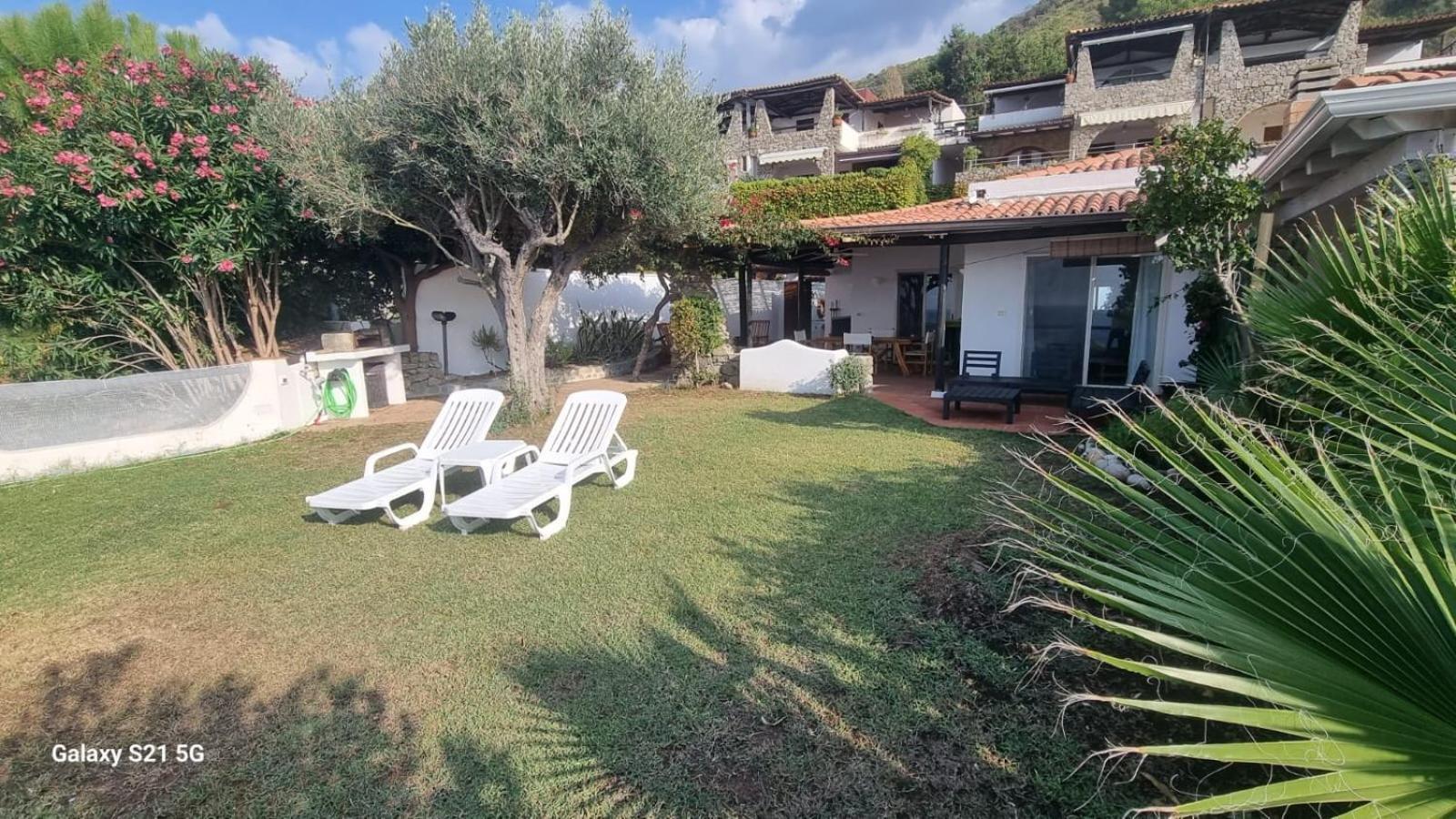 Costa Dei Monaci Villas - Tropea 帕尔盖利亚 外观 照片
